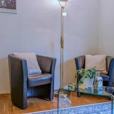 Апартаменты Relaxing Balcony 10min To Main Station In Old Town *